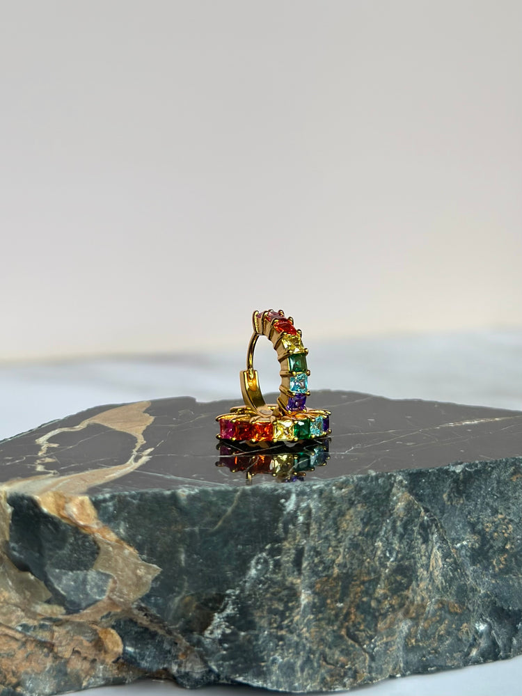 Raya Gold Hoop Earrings